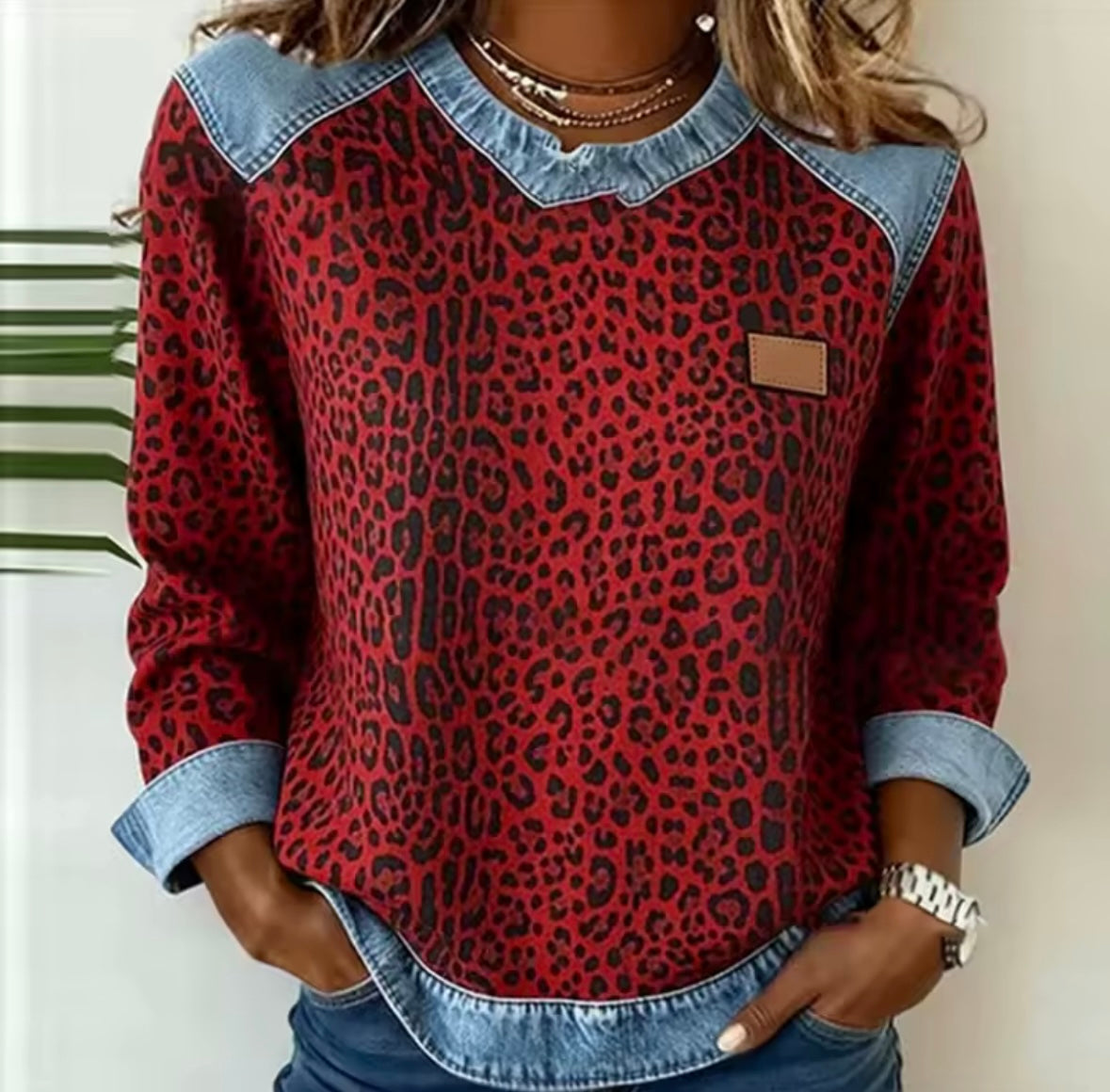Darlene | Maglione con Stampa Animale e Bordo a Contrasto